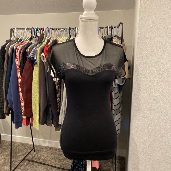 Kische Black Faux Bustier Style Tee With Mesh and Sequins - Picture 3 of 4